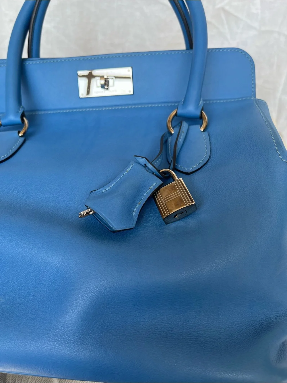 Authentic Hermès Toolbox 26 Blue Swift Leather Palladium Hardware Shoulder Bag